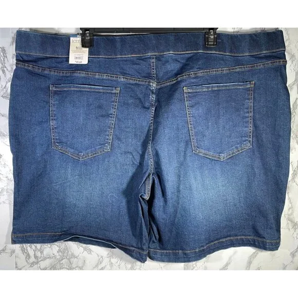 NWT Terra & Sky Womens Plus Size Denim Pull On Bermuda Shorts 4X Dark Wash - Picture 2 of 8